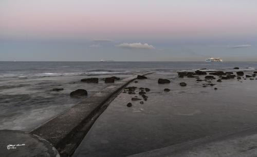 The photograper and the ship- Terrazza Mascagni Li: Aprile 2019