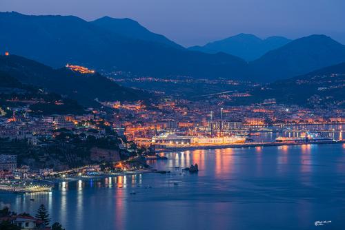 Towards the sunset; Vietri Costa-Amalfitana.-14-06-2022-