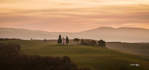 First Lights. Vitaleta Val d'Orcia December 2022