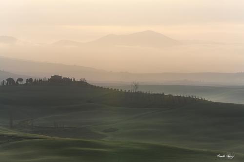 Scattered cottages Val d'orcia December 2022