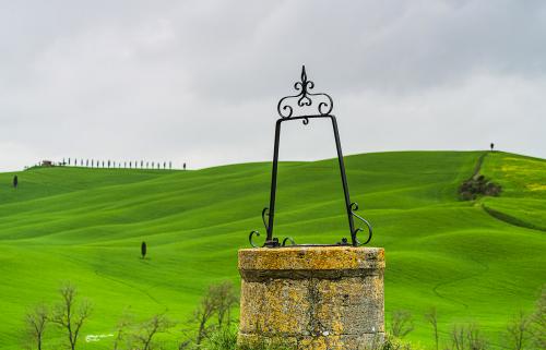 Country well.Aprile 2022
