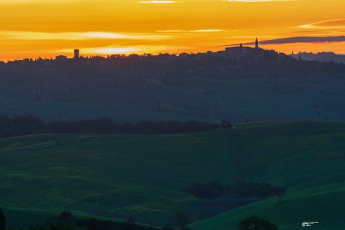 Golden dawn Pienza:Aprile 2022