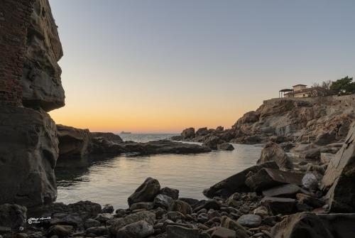 The cove at sunset-Calafuria-Febbraio 2019