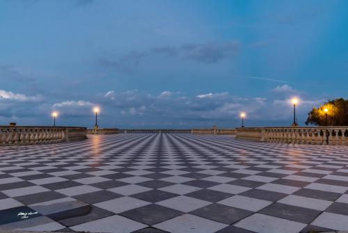Chess board at dawn : Livorno Terrazza Mascagni: Ottobre-2018