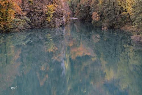 The lake and the autumn colors-Isola Santa-Ottobre 2020